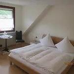 Und Gaestehaus Gute Quelle Апартаменты Кохем