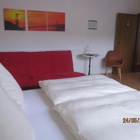 Und Gaestehaus Gute Quelle *