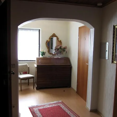 Πανσιόν Und Gaestehaus Gute Quelle 2*